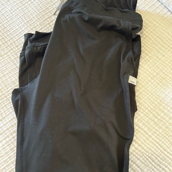 Vuori Lux Romper - Picture 4 of 5